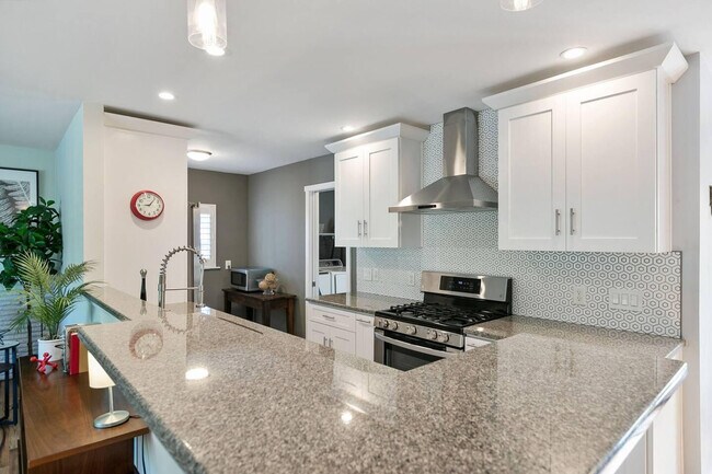 Foto del edificio - 3296 S Grape St