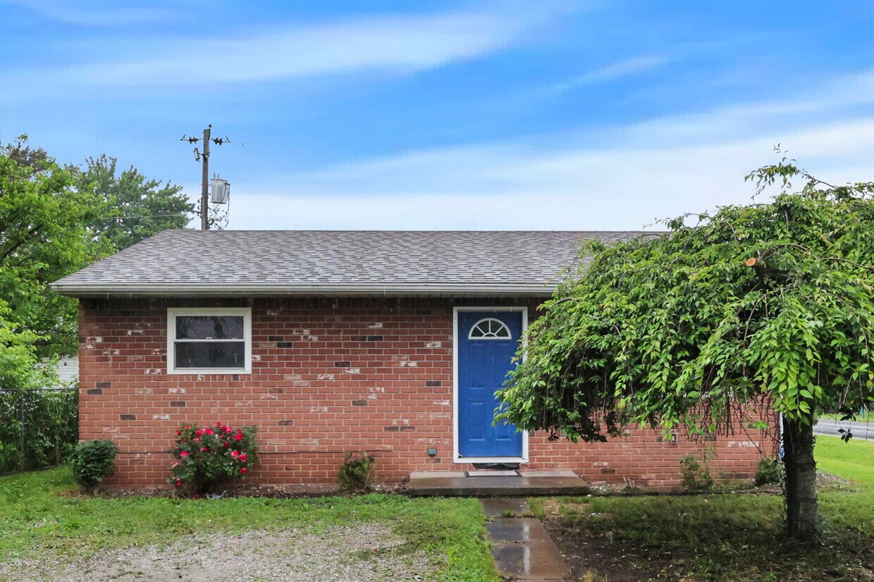 Primary Photo - 3197 E Ave