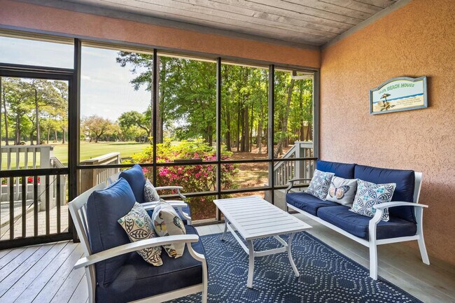 Building Photo - 235 Golden Bear Dr