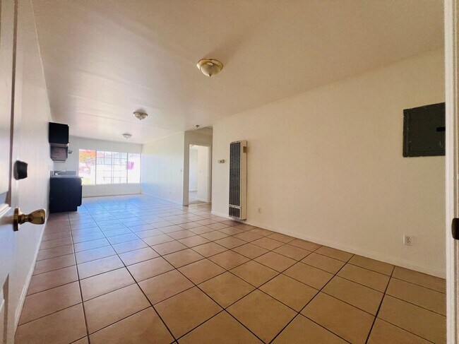 Foto del edificio - 1315 S Catalina St