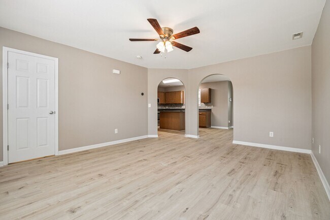 Building Photo - North East Single Family Home: Available Now