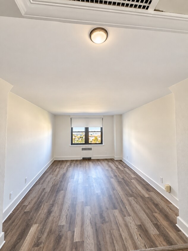 Sala de estar - 101 S Raleigh Ave