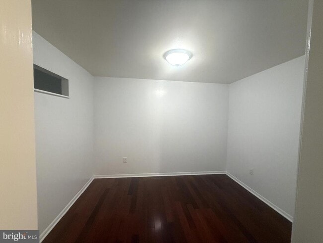 Foto del edificio - 606 Cooper Landing Rd