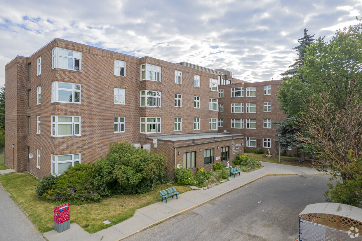 Primary Photo - Carroll Place