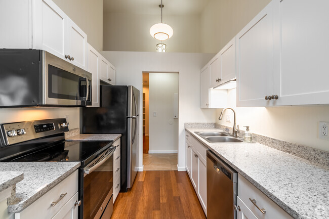 Interior Photo - Beachwood Homes in Kirkland