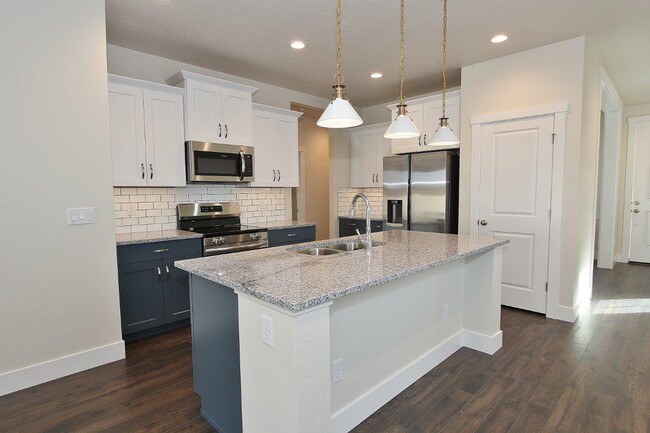 Building Photo - 5857 N Backfire Wy