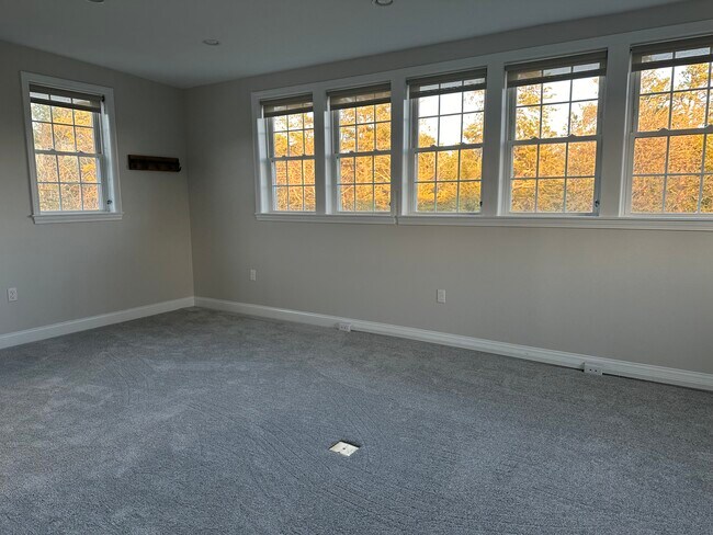 Building Photo - 208 Wareham Rd