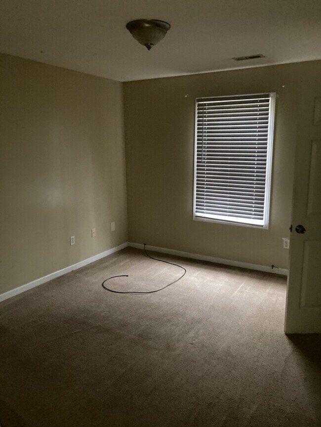 Foto del edificio - 106 Townsley Ct