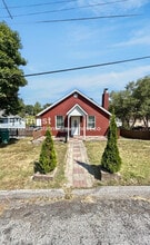 Building Photo - 3864 Marietta Dr