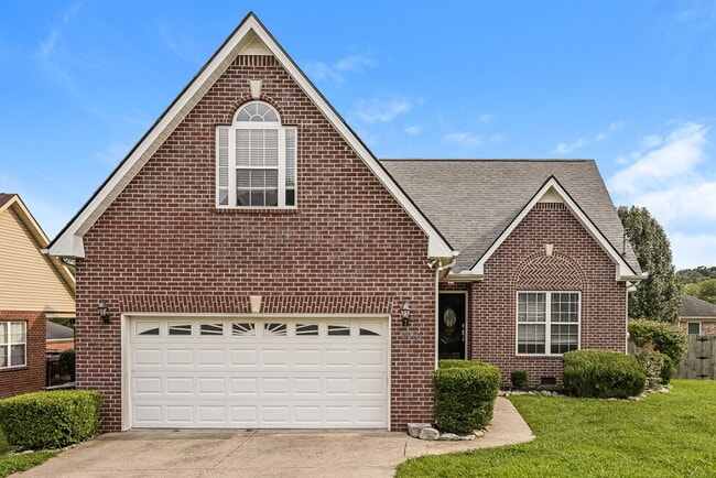 Building Photo - 2910 Iona Dr