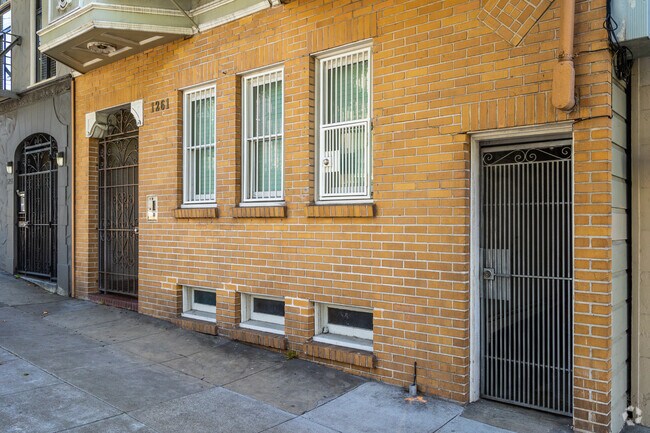 Alt. Exterior - 1261 Grove St