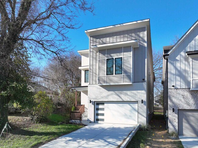 Photo - 2029 Rosemary Ln House