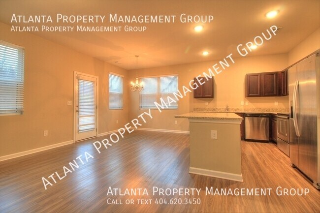Building Photo - 6333 Mountain Home Way SE