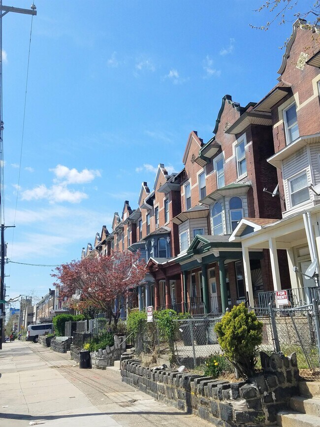 Foto del edificio - 1227 W Allegheny Ave