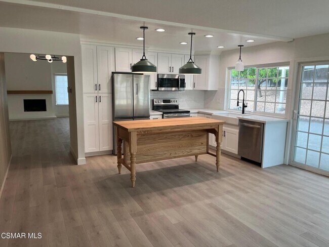Foto del edificio - 2040 Shady Brook Dr