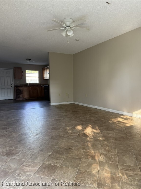 Building Photo - 1442 N Melrose Dr