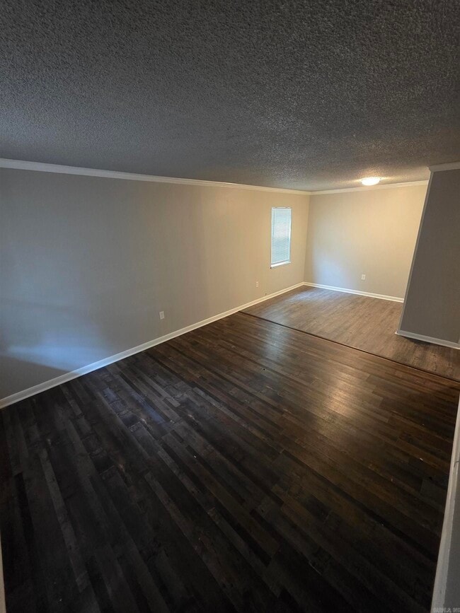 Building Photo - 301 S Border St