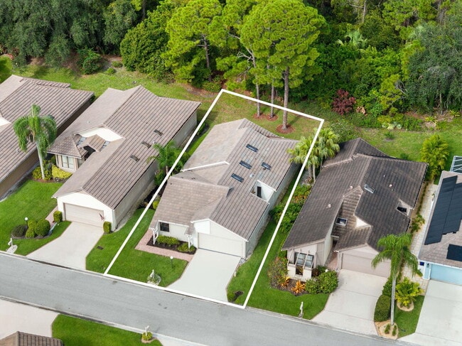 Foto del edificio - 4248 SW Mallard Creek Trail