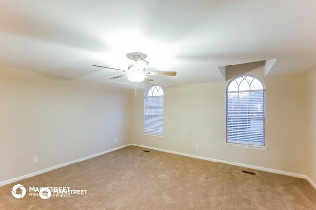 Foto del edificio - 1208 Riverford Dr, Birmingham, AL 35216