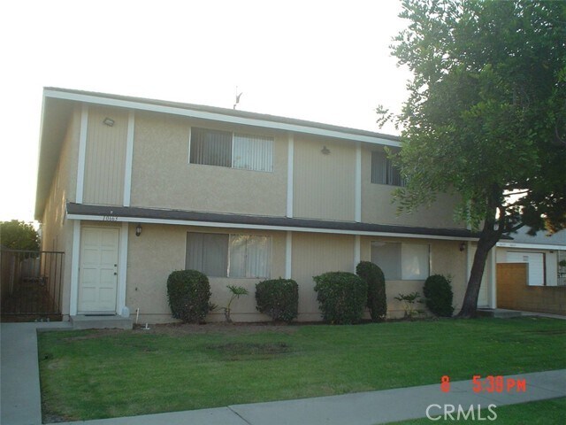 Primary Photo - 10669 Walnut St