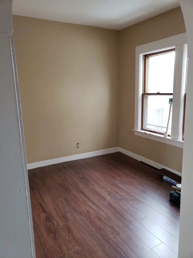 2527 Granite St Unit 2R, ster, MA 01570 Room for Rent in ster