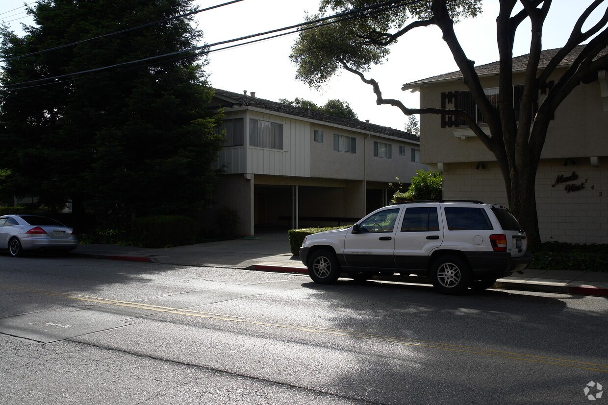 Foto del edificio - 735 Menlo Ave
