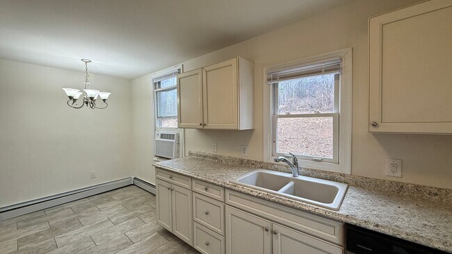 Foto del edificio - Quiet location, Dale City House