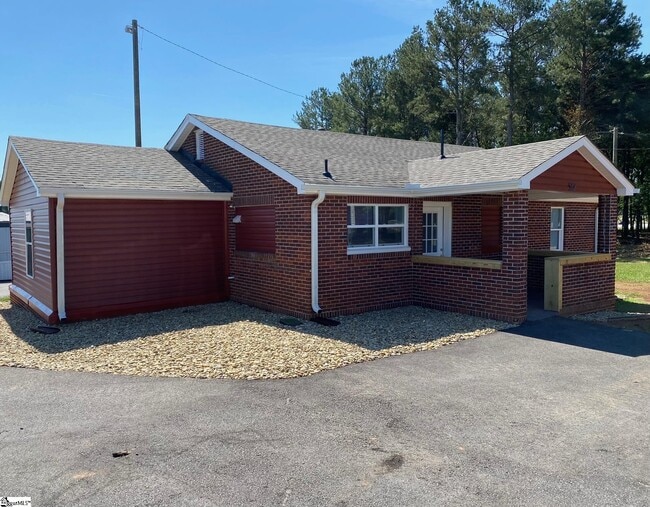 Building Photo - 532 Farrs Bridge Rd