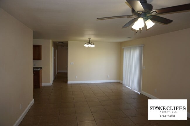 Building Photo - 310 Rylee Cir