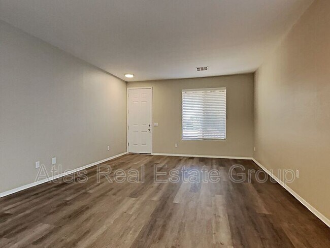 Foto del edificio - 2845 W Goldmine Mountain Dr