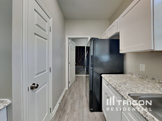 Building Photo - 1730 Colin Creek Lane Charlotte NC