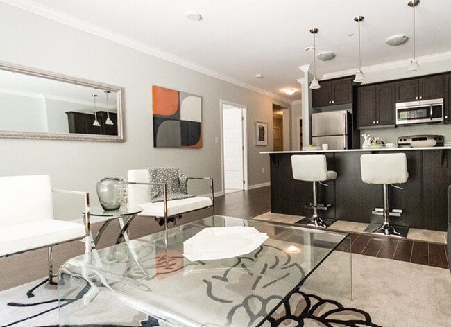 Building Photo - 940 On The Park - Luxury Rentals