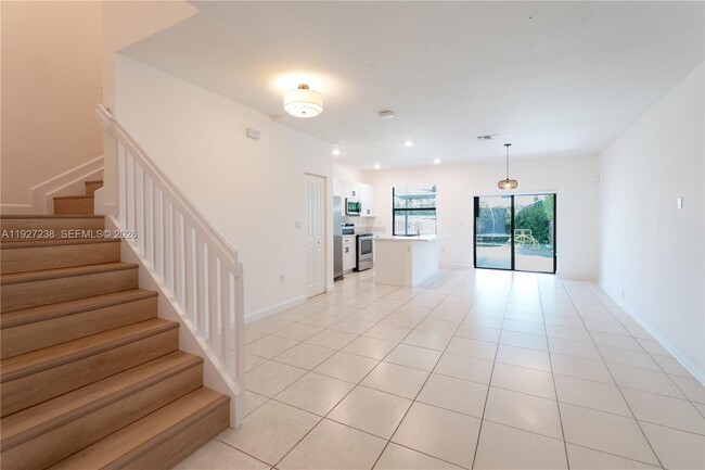 Building Photo - 25185 SW 108th Ave