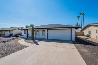 Building Photo - 321 E Fremont Dr