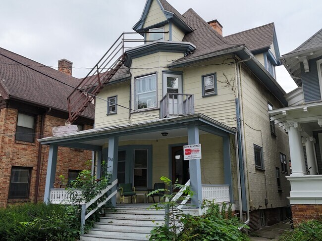 Foto del edificio - 928 Spaight St