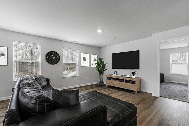 Photo - 359 Forest Edge Ave House