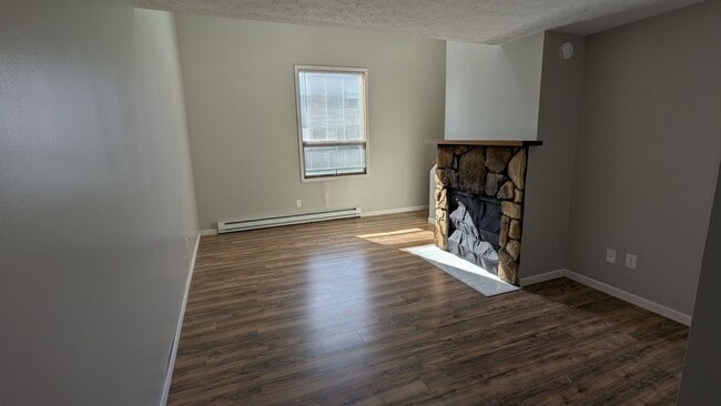 Building Photo - MN Cedar Village (857)