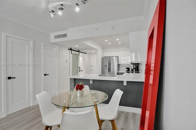 Foto del edificio - 2501 S Ocean Dr