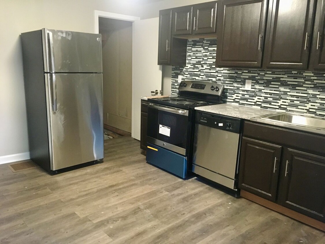 Foto principal - 122-122 Kearsarge St