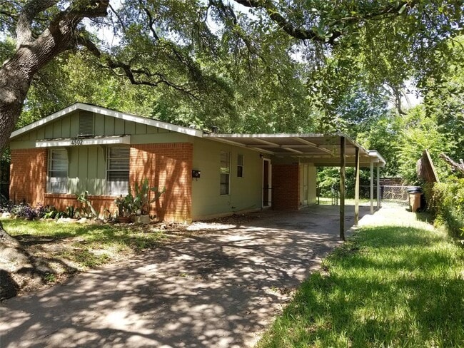 Building Photo - 4502 Banbury Bend