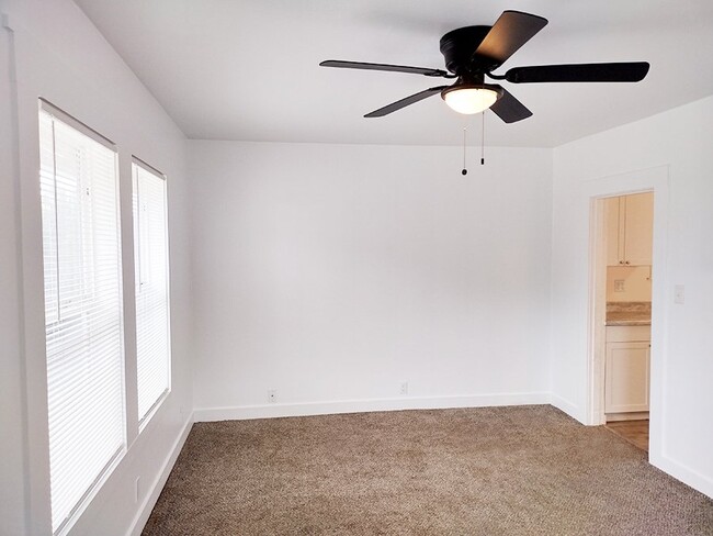 Foto del edificio - 441 SW 7th St