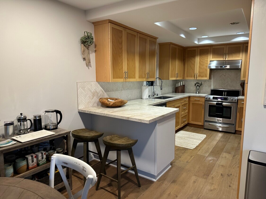 Foto principal - 242 Dolphin Cove Ct