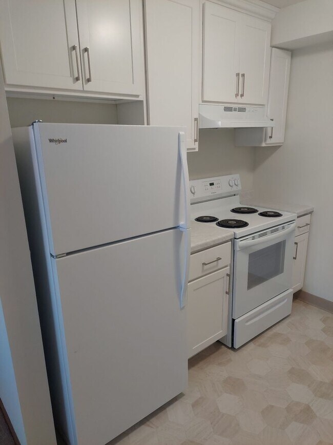 Rose Mall Apartments 2200 Pascal St Roseville, MN