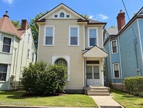 Building Photo - 1325 Morton Ave