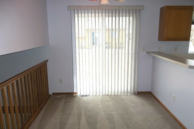 Foto del edificio - Bright and Functional 3 Bedroom Home with Flexible Layout