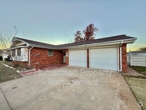 Building Photo - 6313 S Robinson Dr