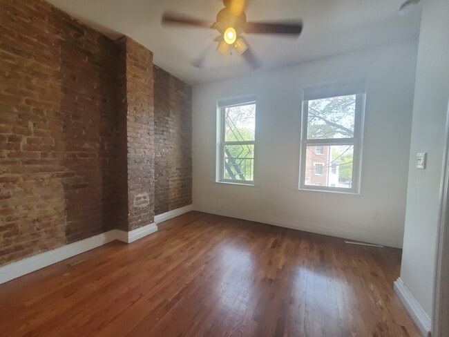 Building Photo - 221 Pacific Ave