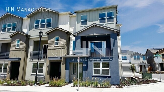 Foto del edificio - 1713 Central Pkwy