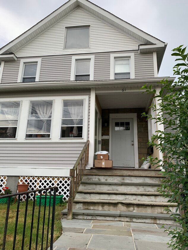 61 W Center St Unit 3, Beacon, NY 12508 Apartments in Beacon, NY