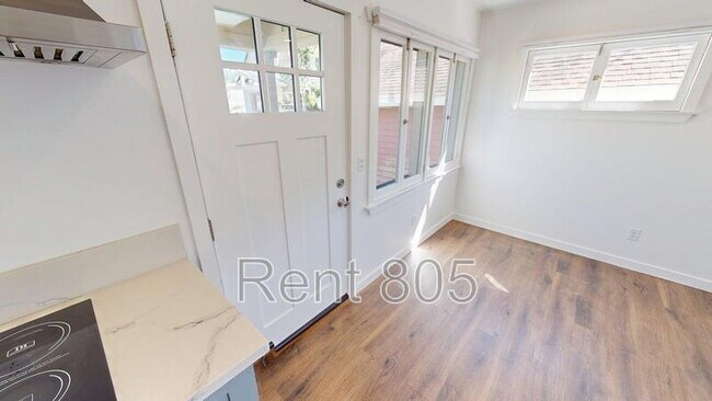 Foto del edificio - 39 N Laurel St